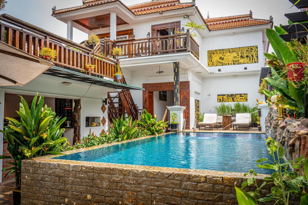 Antonios Villa Hotel Сіємреап Екстер'єр фото